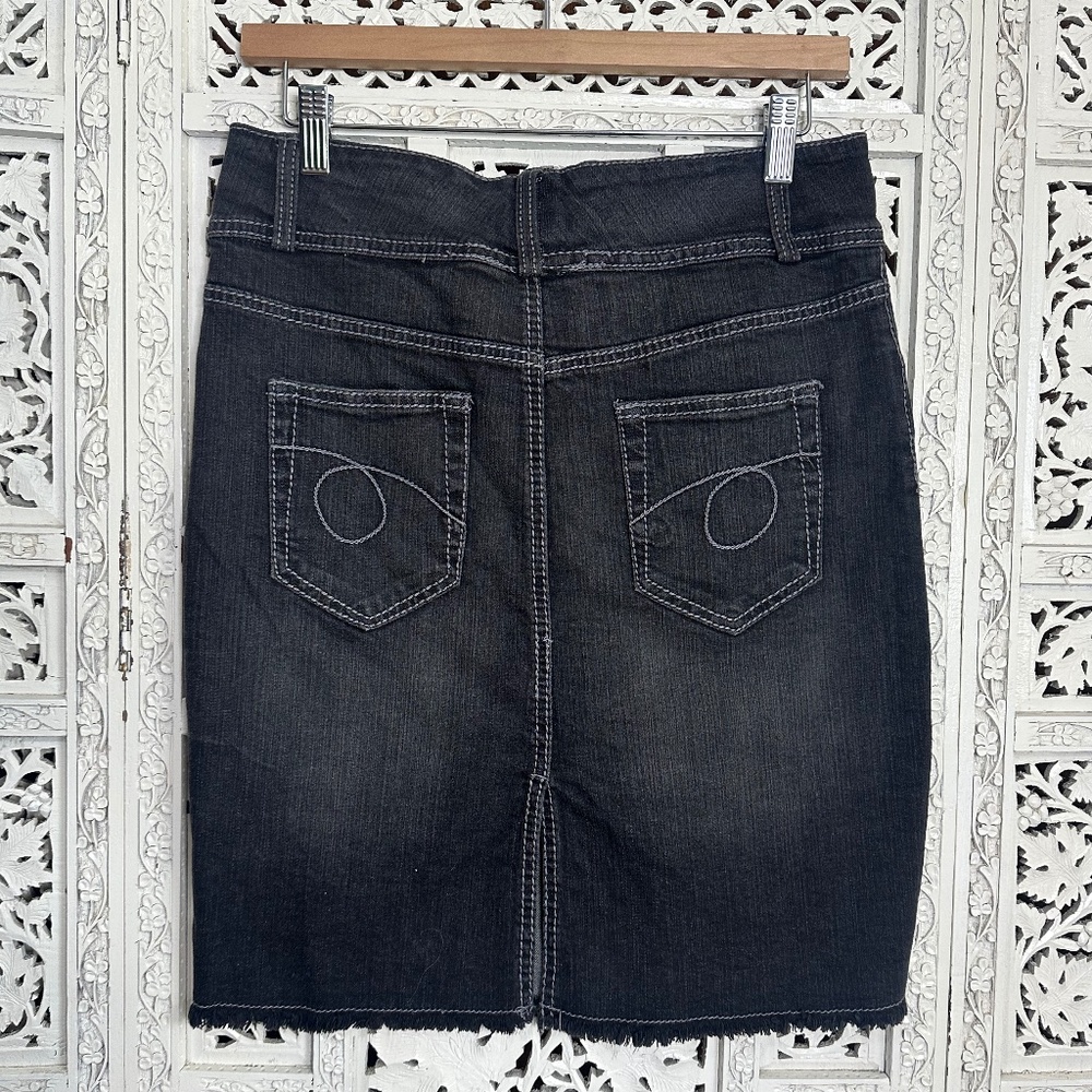 Xhilaration Dark Grey Grunge Y2K Style Low Rise Denim Skirt With Fringe - Picture 4 of 5